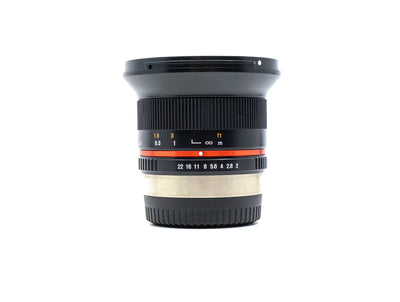Walimex 12mm f/2 NCS CS – Fujifilm X Anschluss