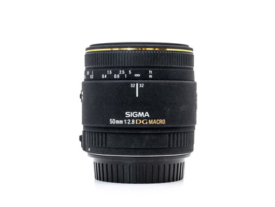Sigma 50mm f/2.8 EX Macro - Canon EF Anschluss