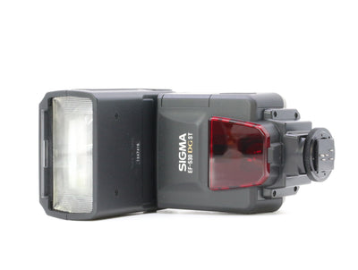 Sigma EF-530 DG ST Blitzgerät - Nikon Dediziert