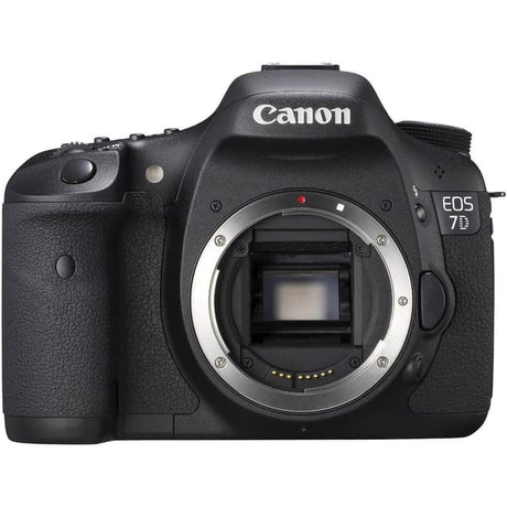 EOS 7D SLR - Schwarz + Canon 18-55mm f/3.5-5.6 IS STM f/3.5-5.6