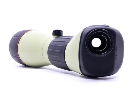 Nikon Fieldscope ED 82 (Winkeleinblick)