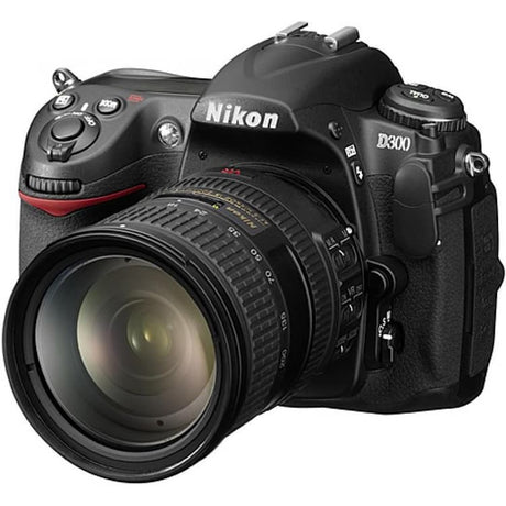 SLR D300 - Schwarz + Nikkor 18-135 mm F/3.5-5.6