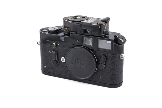 Leica M4 (Black Paint) + Meter MR de segunda mano en Camera Market