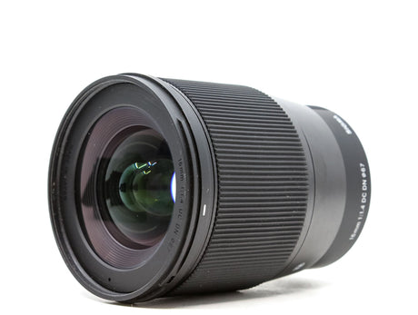 Sigma 16mm f/1.4 DC DN Contemporary – Sony E-Mount