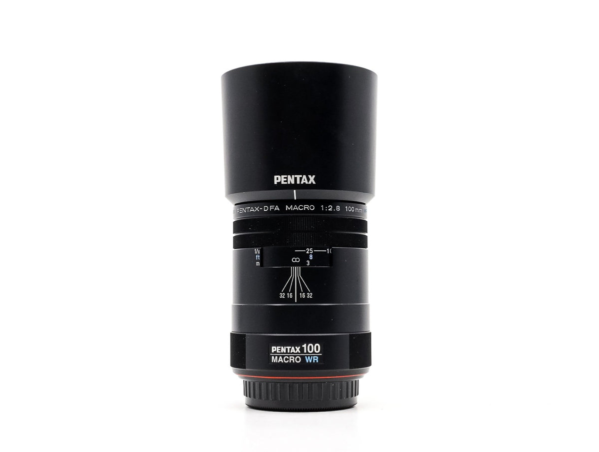 Pentax SMC Pentax-D FA 100mm f/2.8 SMC WR Macro · Hauptbild