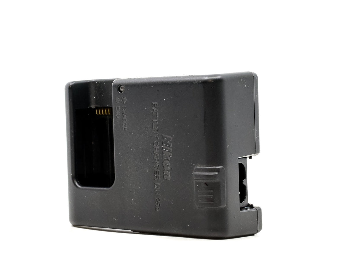 Nikon MH-25a Charger · Hauptbild