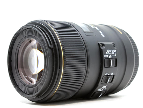 Sigma 105mm f/2.8 EX DG Macro OS HSM - Canon EF Anschluss