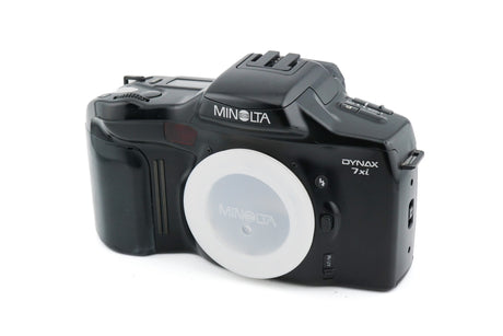 Minolta Dynax 7xi - Analoge 35mm SLR Kamera (Generalüberholt) Schwarz