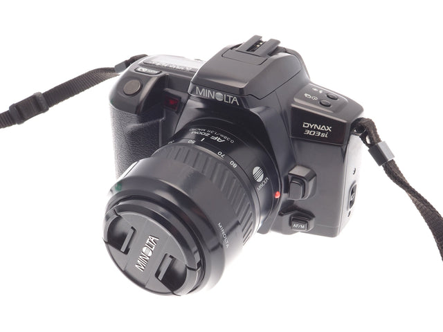 Minolta Dynax 303Si + 35-80mm f4-5.6 AF Zoom + Lens Hood for A 35-80mm f4-5.6 de segunda mano en Camera Market