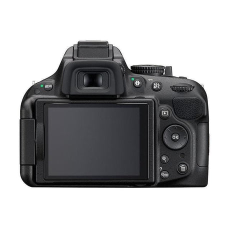 SLR D5200 - Schwarz + Nikon AF-S DX Nikkor 18-55mm f/3.5-5.6G ED II f/3.5-5.6