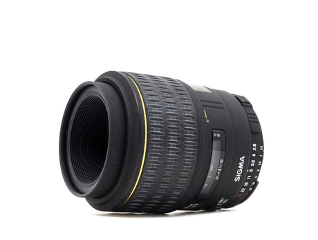 Sigma 105mm f/2.8 EX Makro - Nikon Anschluss