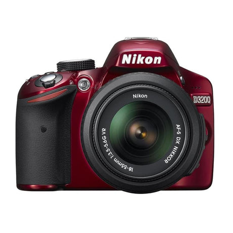 Nikon D3200 SLR mit AF-S DX 18-55mm f/3.5-5.6G VR II Objektiv