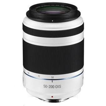 SLR NX1000 - Weiß + Samsung Objektiv 18-55 mm f/3.5-5.6 OIS III + Samsung Objektiv 50-200 mm f/4-5.6 ED OIS II f/3.5-5.6 + f/4-5.6