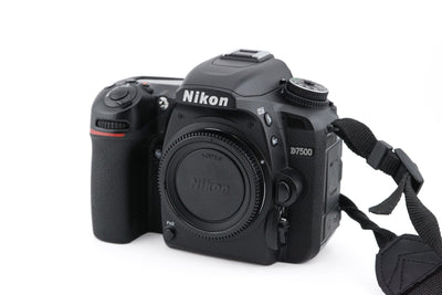 Nikon D7500 (Gehäuse)