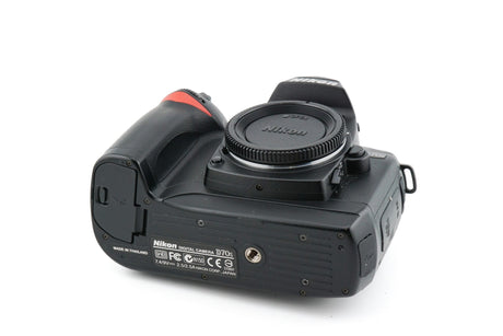 Nikon D70s (Gehäuse)