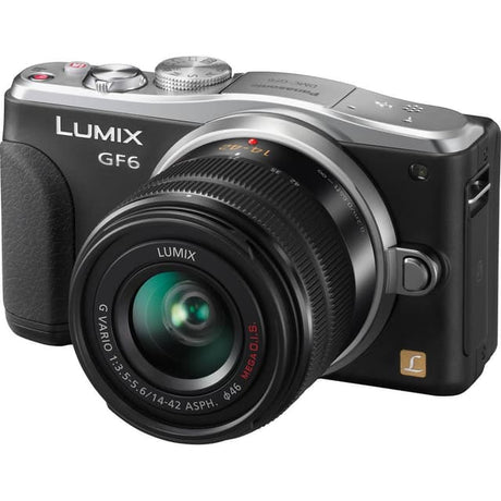 DMC-GF6 - Schwarz/Silber + Panasonic Lumix G Vario 14-42mm f/3.5-5.6 ASPH OIS + 45-150mm f/4.0-5.6 ASPH f/3.5-5.6 + f/4.0-5.6