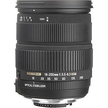 Sigma Nikon EF 18-200mm f/3.5-6.3 Objektive