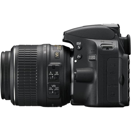 SLR D3200 - Schwarz + Nikon AF-S DX Nikkor 18-55mm f/3.5-5.6G VR II