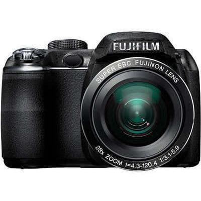 FinePix S3400 Kompaktkamera - Schwarz + Fujifilm Super EBC Fujinon Objektiv 28X Zoom 24-672mm f/3.1-5.9