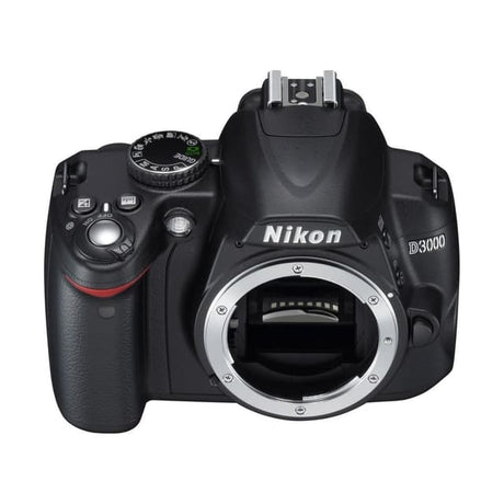 SLR D3000 - Schwarz + Nikon AF-S DX Nikkor 18-70mm f/3.5-4.5G IF-ED f/3.5-4.5