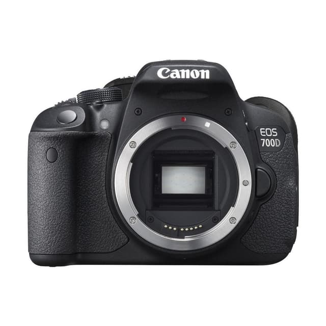 EOS 700D SLR - Black + Canon EF-S 24MM 1:2.8 STM f/3.5-5.6 de segunda mano en Camera Market