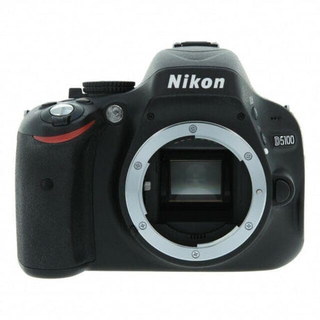 SLR D5100 - Schwarz + Nikon Nikkor AF-S DX Zoom 18-70mm f/3.5-4.5G IF-ED f/3.5-4.5
