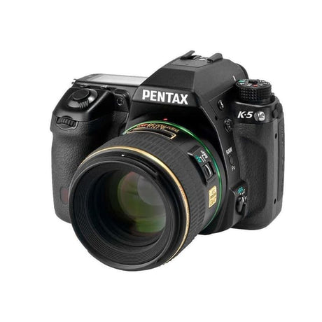 Pentax K-5 Spiegelreflexkamera - Schwarz + Pentax SMC Pentax-DAL 18-55mm f/3.5-5.6 AL WR Objektiv