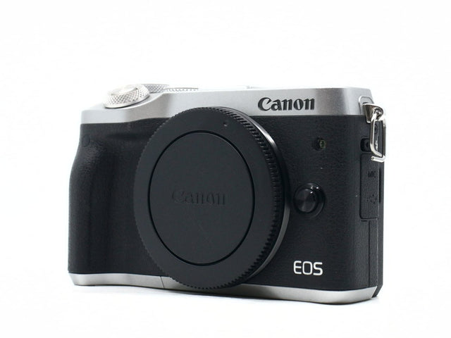 Canon EOS M6