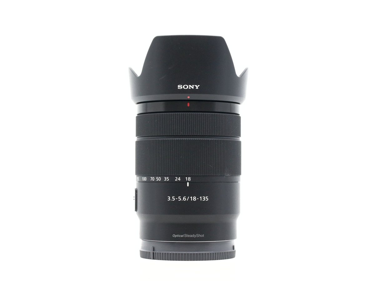 Sony E 18-135mm f/3.5-5.6 OSS · Hauptbild