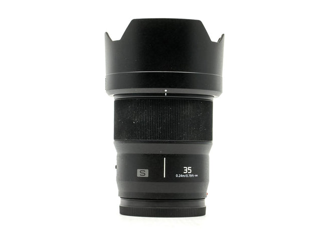 Panasonic Lumix S 35mm f/1.8