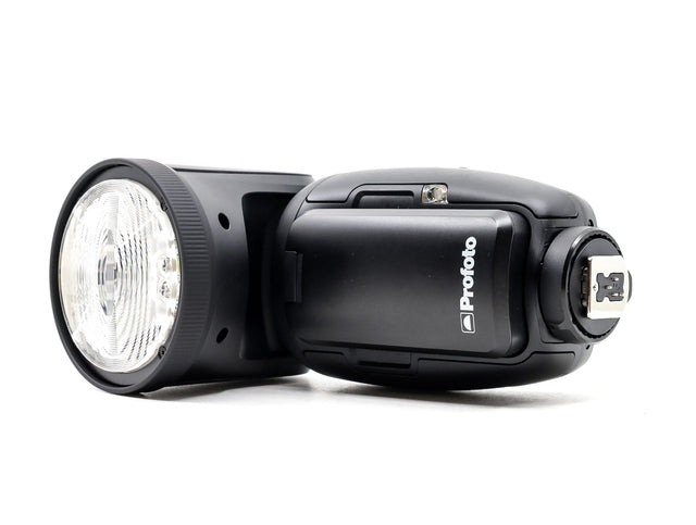 Profoto A10 AirTTL-F Studio Light Off-Camera Kit - Fujifilm Dedicated de segunda mano en Camera Market