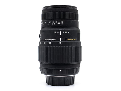 Sigma 70-300mm f/4-5.6 Makro - Nikon Anschluss