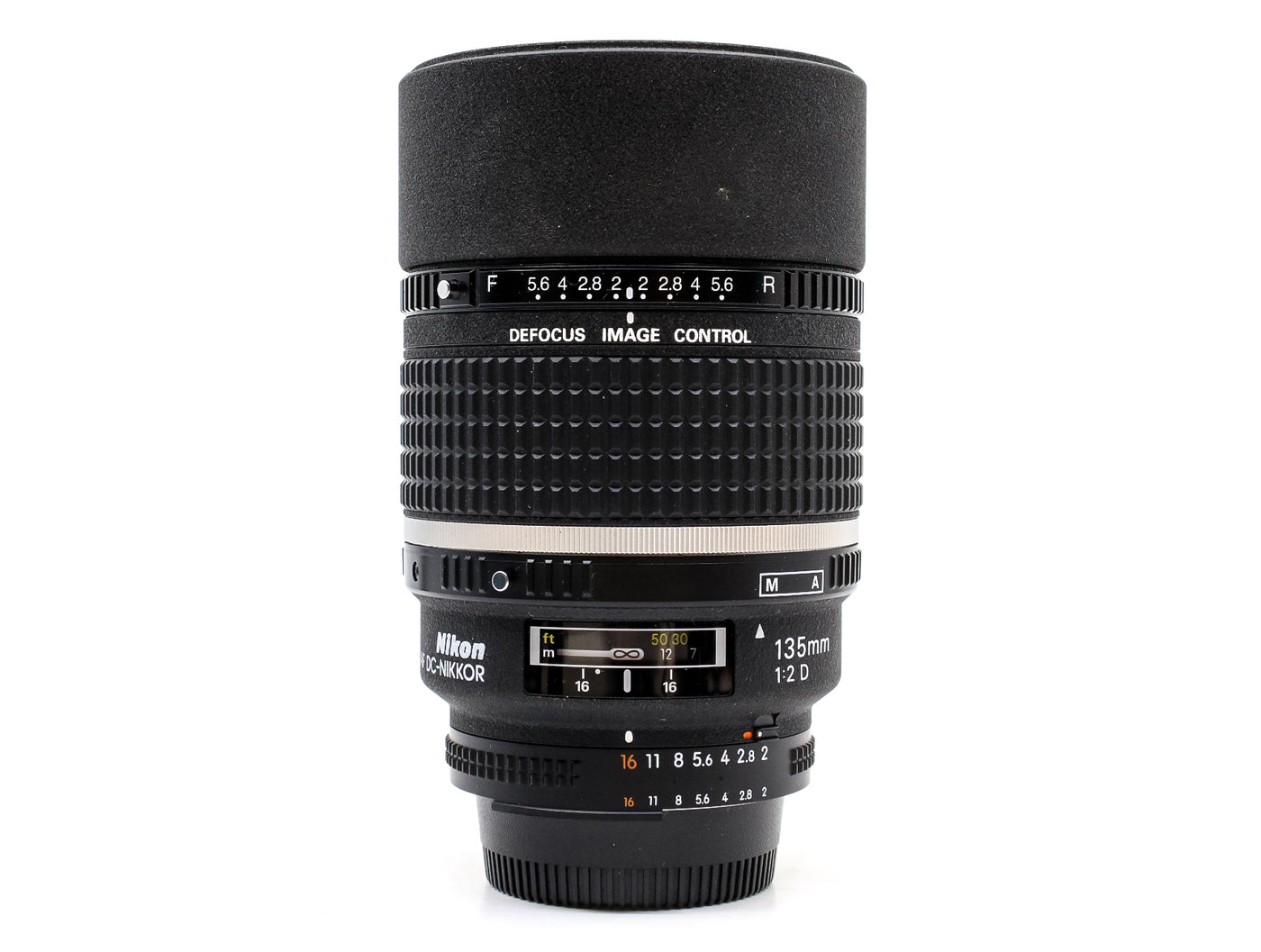 Nikon AF DC Nikkor 135mm f/2 · Hauptbild