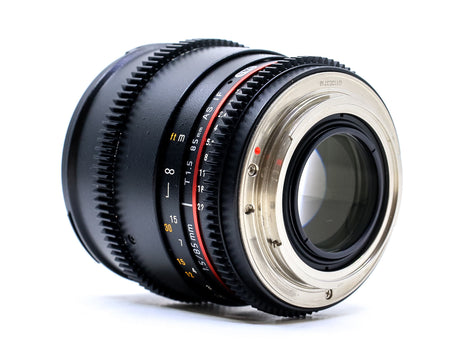 Samyang 85mm T1.5 - Canon EF Anschluss