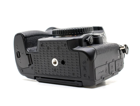 Nikon D780
