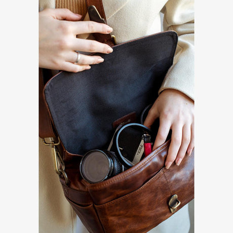Paris Cognac Leder Kameratasche