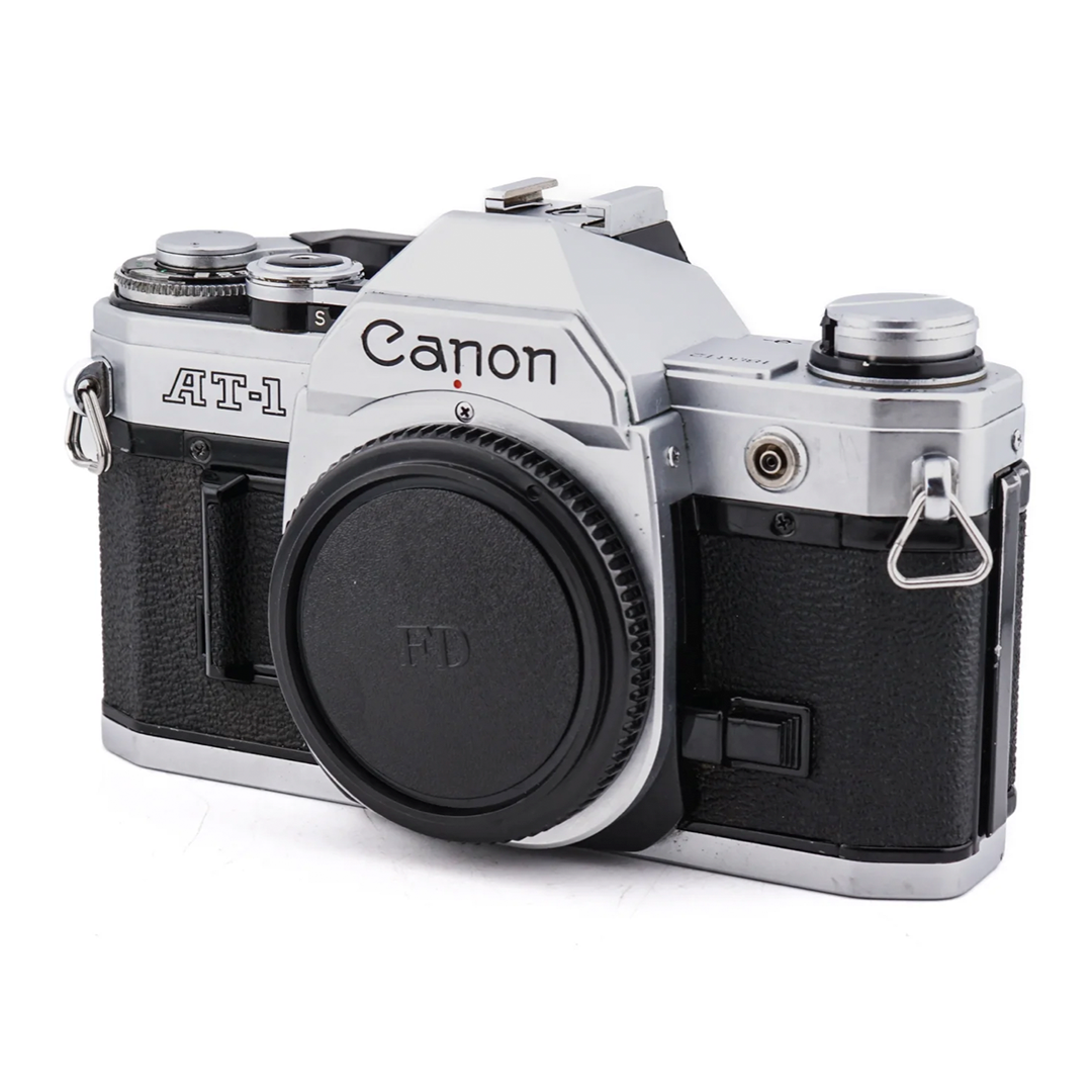 Canon AT-1 (Gehäuse) – Vintage Analogkamera 35mm Spiegelreflex (SLR) · Hauptbild