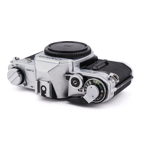 Canon AT-1 (Gehäuse) – Vintage Analogkamera 35mm Spiegelreflex (SLR)