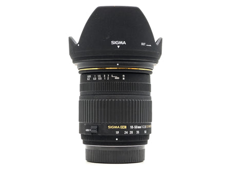 Sigma 18-50mm f/2.8 EX DC Macro - Nikon Anschluss