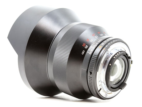 ZEISS Distagon T* 15mm f/2.8 ZF.2 – Nikon Anschluss