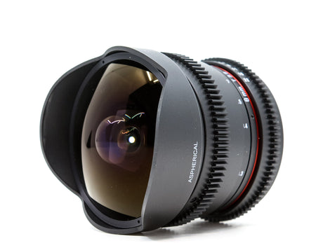 Samyang 8mm T3.8 UMC CS - Canon EF-S Anschluss
