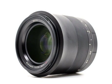 Zeiss Milvus 50mm f/1.4 ZE - Canon EF Anschluss