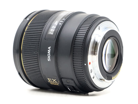 Sigma 85mm f/1.4 EX DG HSM - Canon EF Anschluss