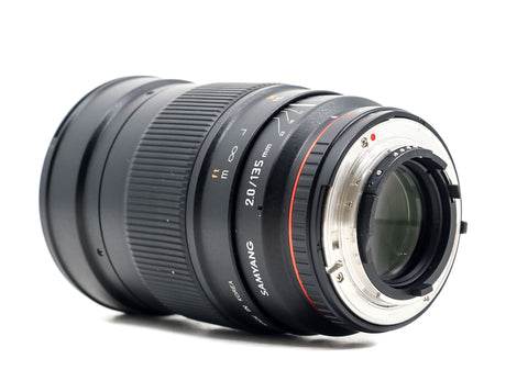 Samyang 135mm f/2 ED UMC - Nikon Anschluss