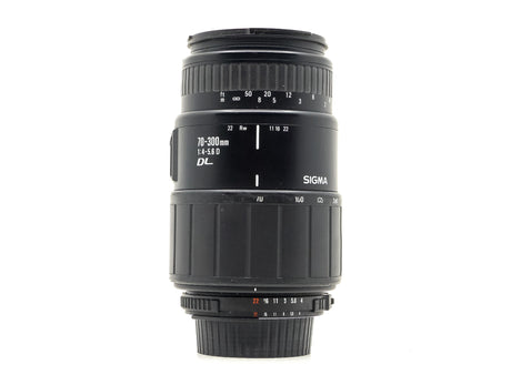 Sigma 70-300mm f/4-5.6D DL Macro Super - Nikon Anschluss