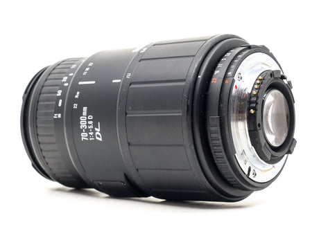 Sigma 70-300mm f/4-5.6D DL Macro Super - Nikon Anschluss