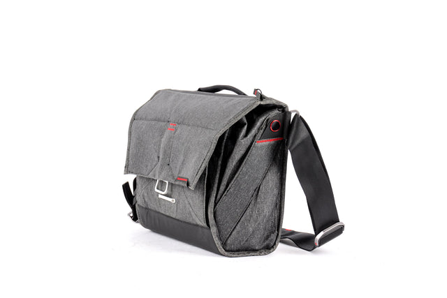 Peak Design Everyday Messenger 13" V2 de segunda mano en Camera Market