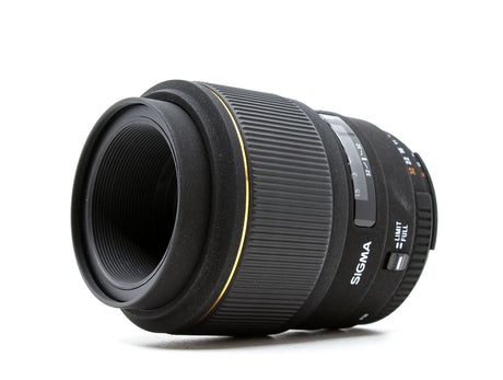 Sigma 105mm f/2.8 EX DG Makro - Nikon Anschluss