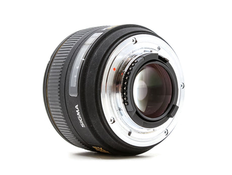 Sigma 30mm F/1.4 D EX DC HSM - Nikon Anschluss