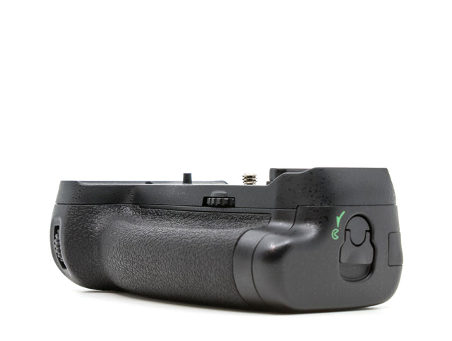 Nikon MB-D18 Battery Grip de segunda mano en Camera Market
